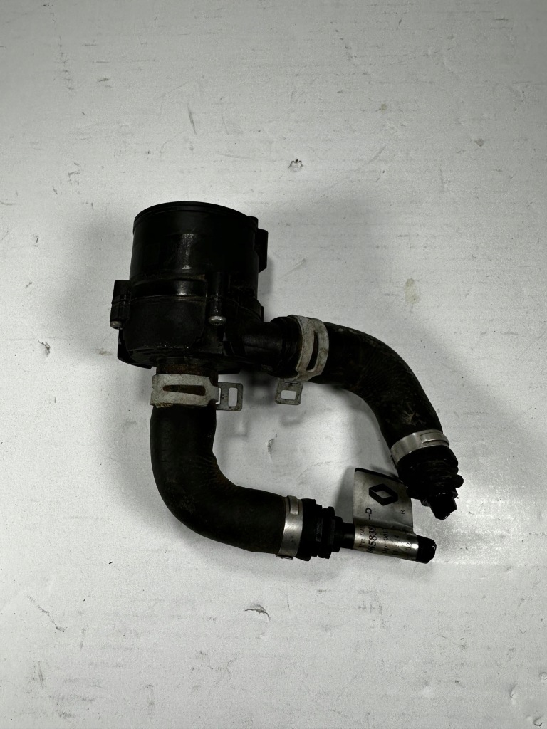Купить Kadjar i lift дополнительная помпа воды 1.3 tce 144b06803r