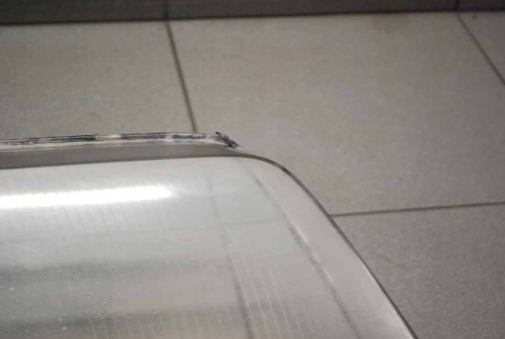 фото №10, Стекло фары лампы правый перед audi a6 c5