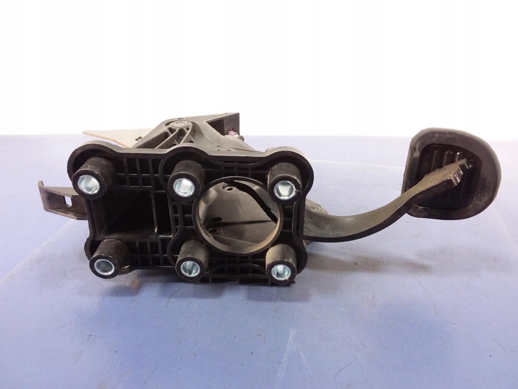 фото №5, Laguna iii педаль тормоза механическая коробка передач eu 465010003r