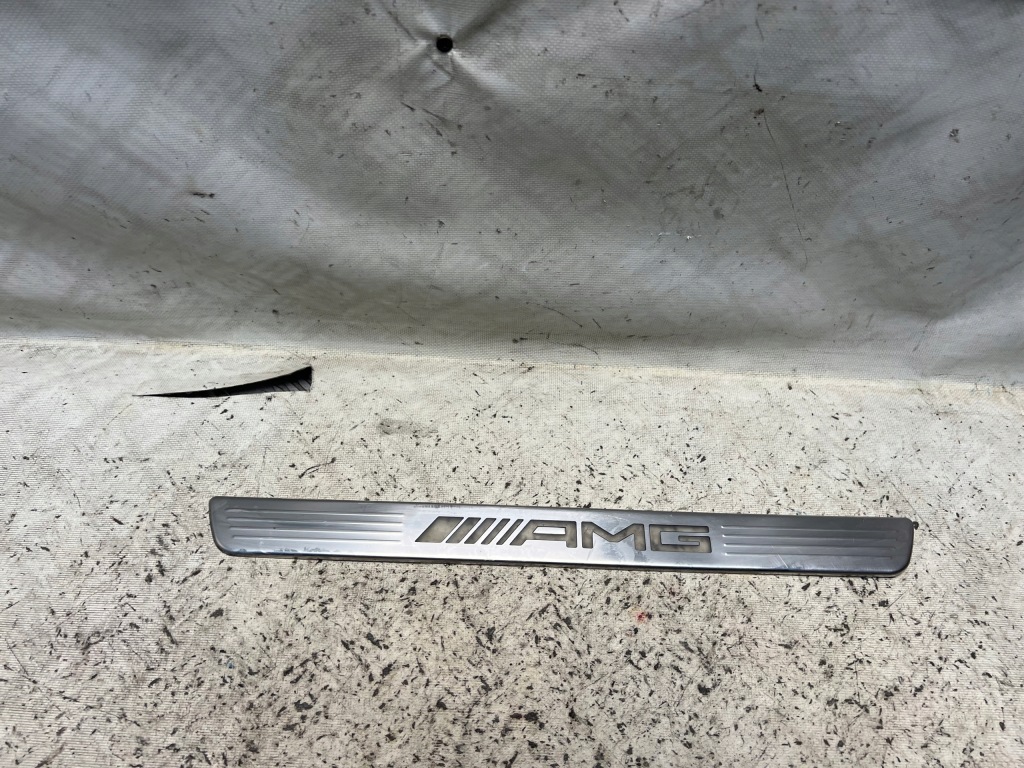 Купити Mercedes klasa a amg w177 накладка порога  лівий передні