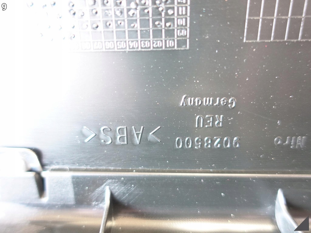 фото №10, Audi a8 s8 4h0 d4 lift 09-17 молдинг защита поперечина заднего хром багажник long