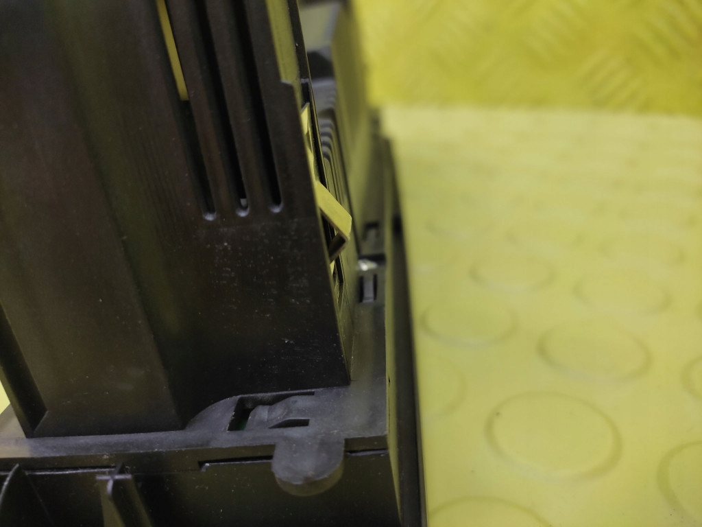 фото №7, Bmw e46 панель обдув кондиционера 64118382446