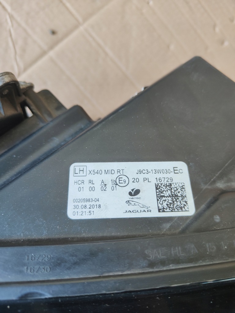 Jaguar e-pace x540 full led фонари перед правый  левая комплект Киев