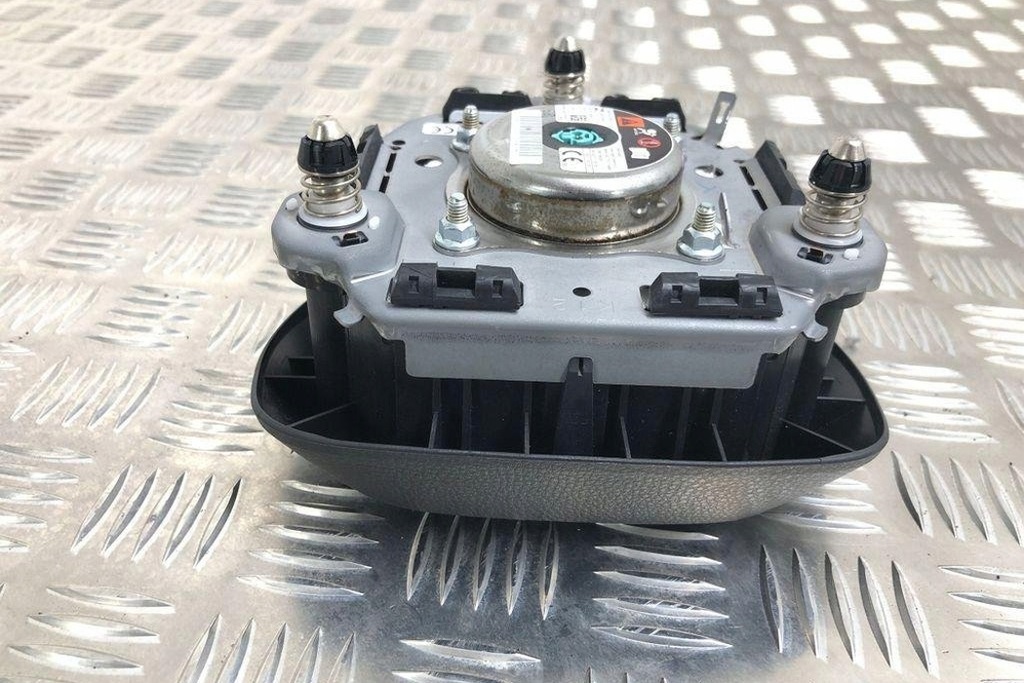 фото №8, Подушка безпеки водія toyota 6792123 2.5l 2022