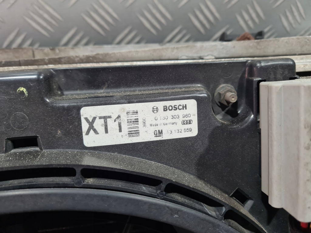 Радиатор воды вентилятор astra h zafira b 2.0 turbo Доставка