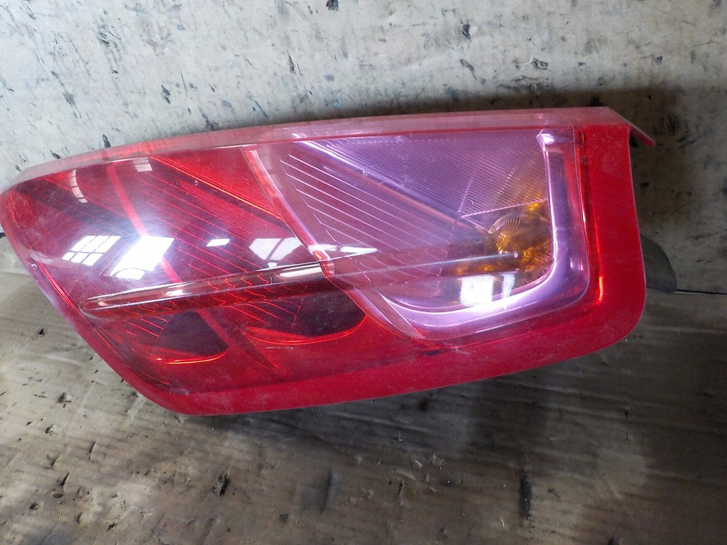 фото №6, Fiat punto 1.4b лампа правый задняя 517015900