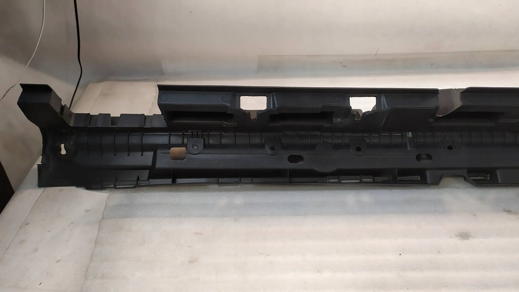 фото №5, Mercedes gls x166 кронштейн порог правый a1666900310