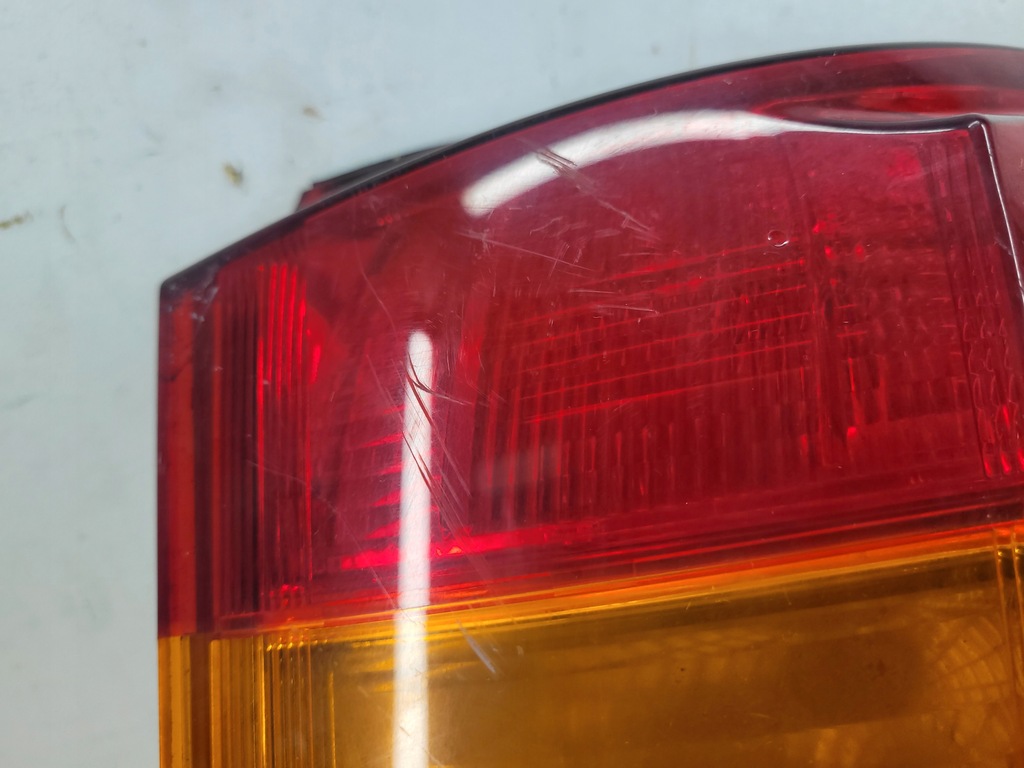 фото №6, Lexus is is220 is250 isf лампа задня права