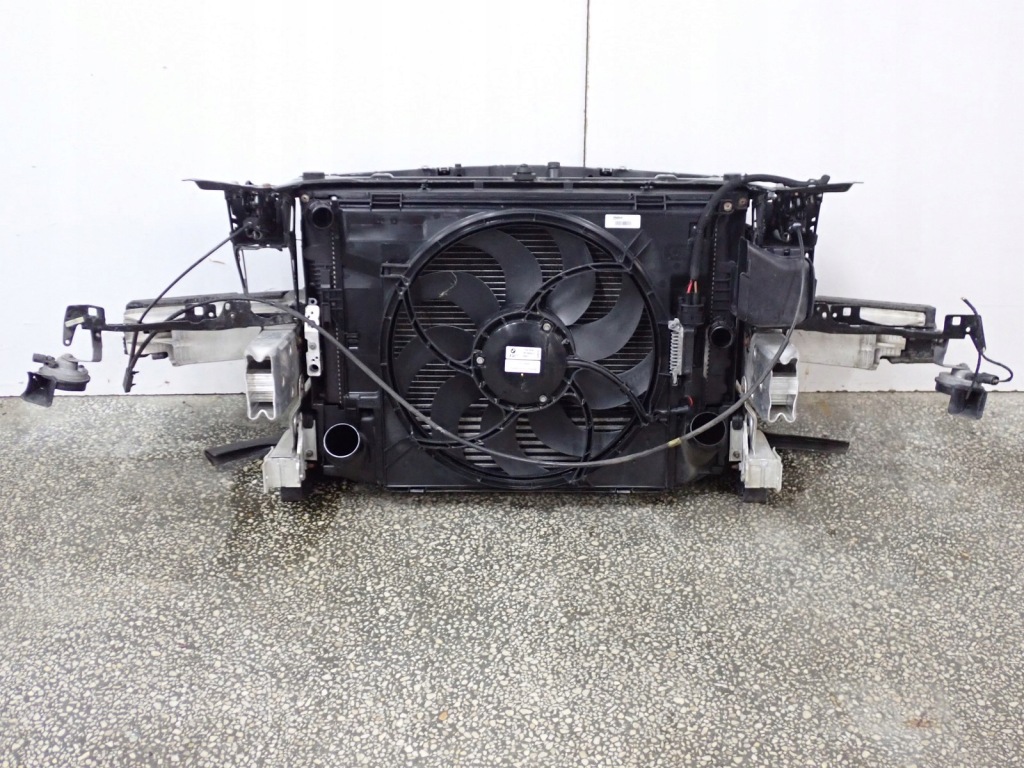 Комплект радиатор вентилятор ремень bmw 1 f20 2.0d 11r с Разборки