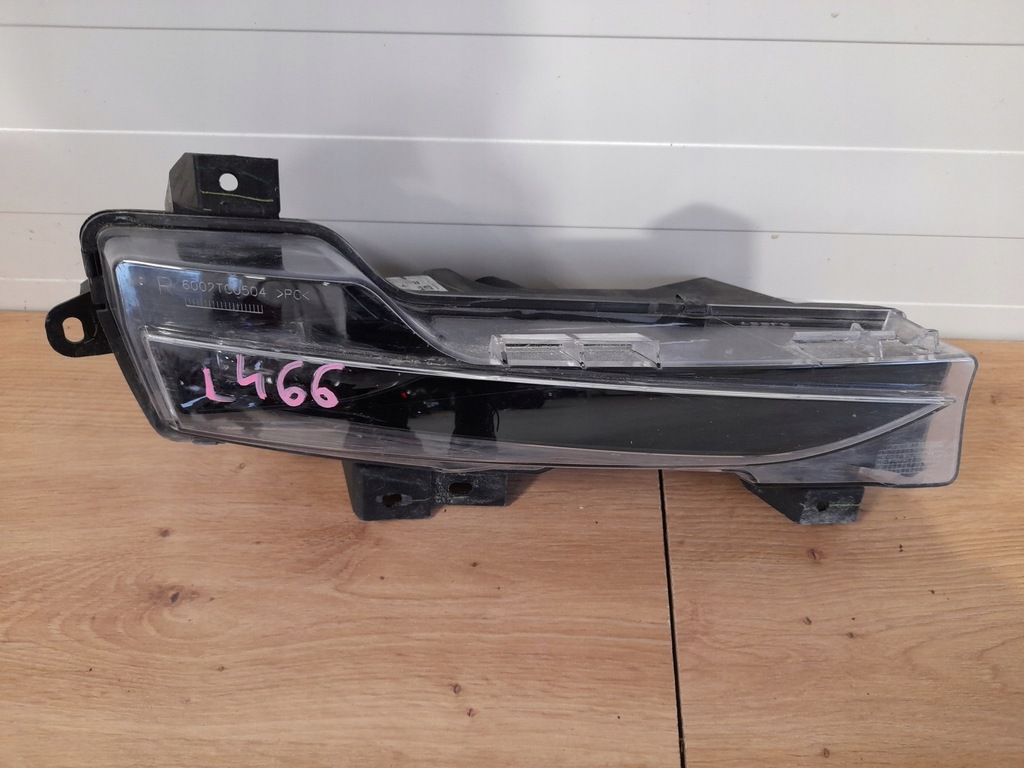 фото №1, Tesla 3 model drl протитуманна фара правий