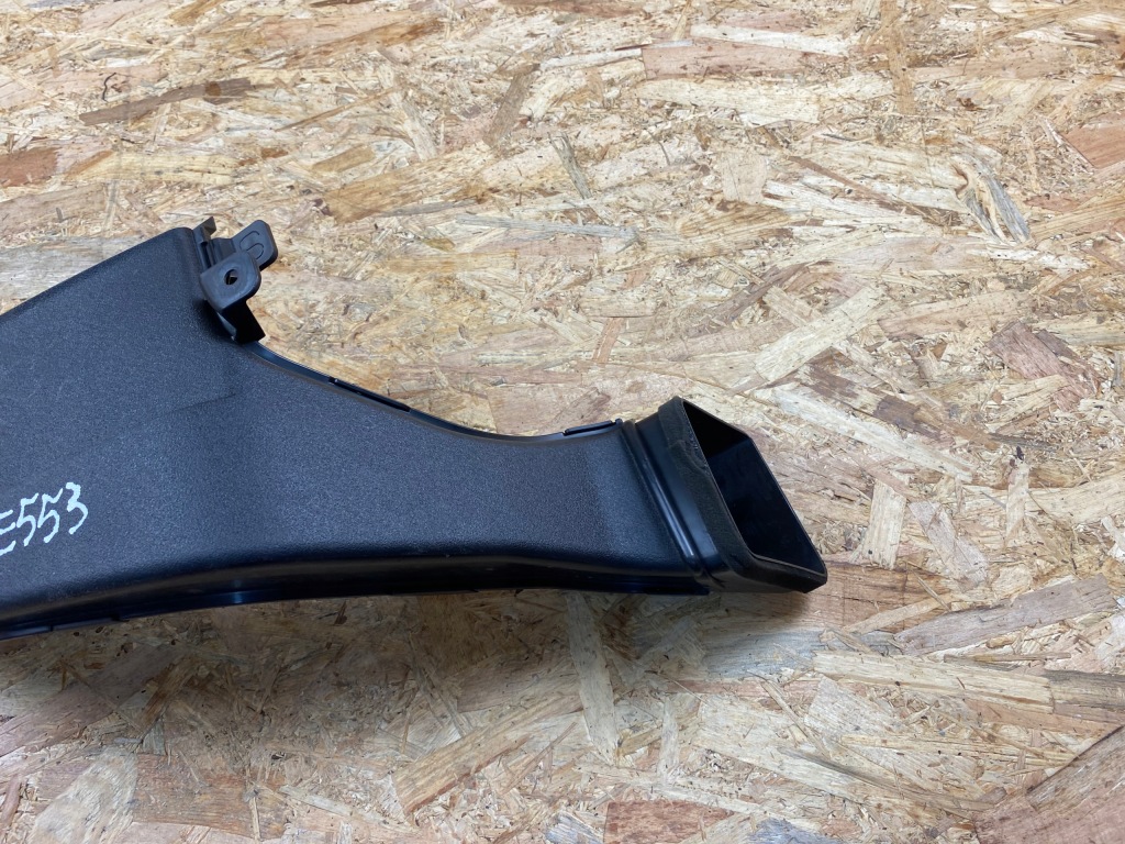 Впуск воздухозаборник труба воздуха lexus is300h iii 17751-36070 2014- Доставка