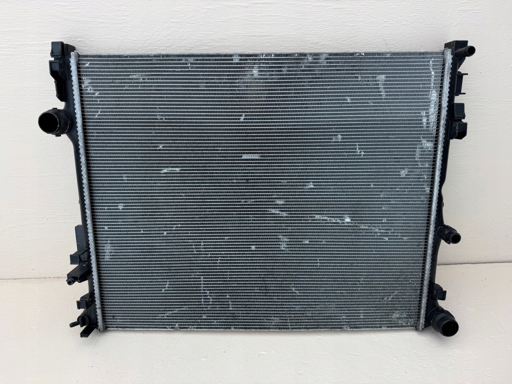 Mercedes gle w167 gls g klasa w463 19r- радиатор интеркулер a1675000700 Оригинал