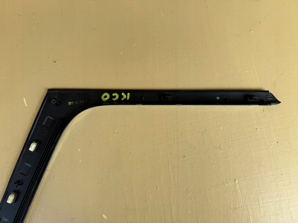 фото №11, Kia sportage iv 4 15-21r молдинг двері права задня рамка скло 83862-d9001