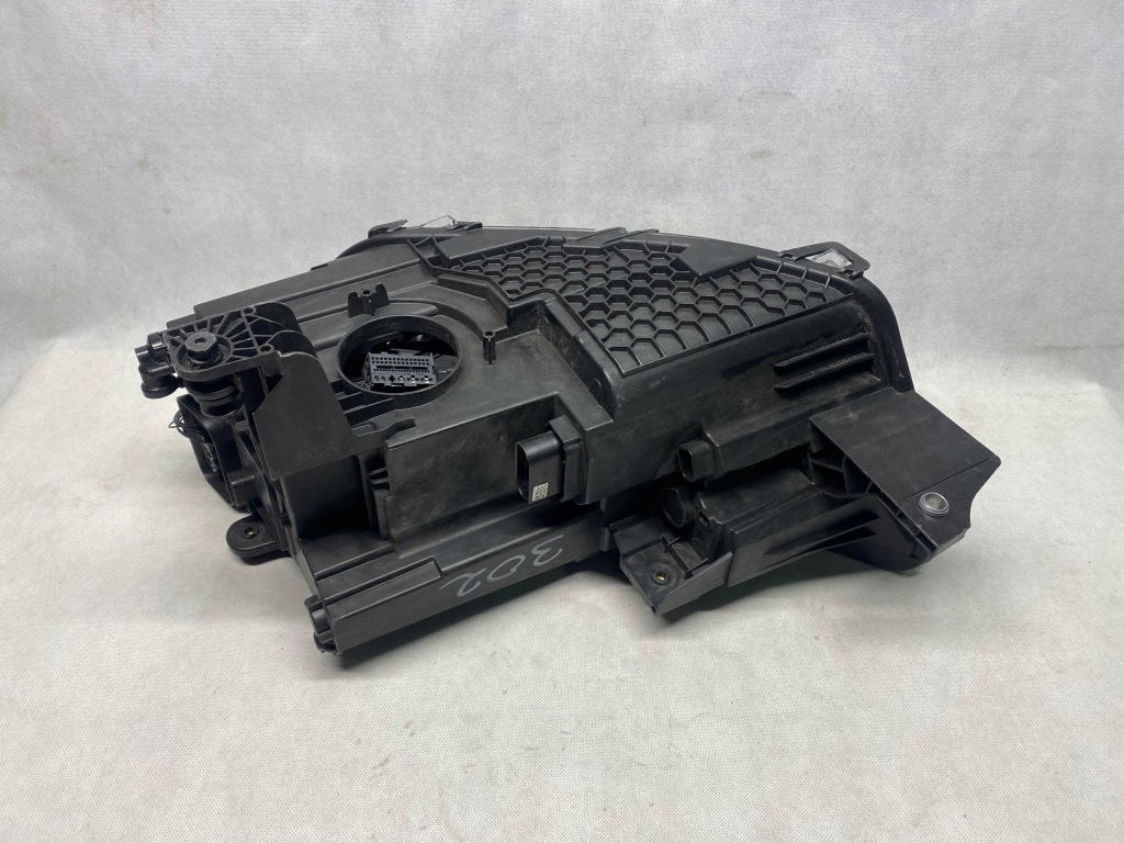 фото №3, Фара правий перед tourneo connect mk3 led