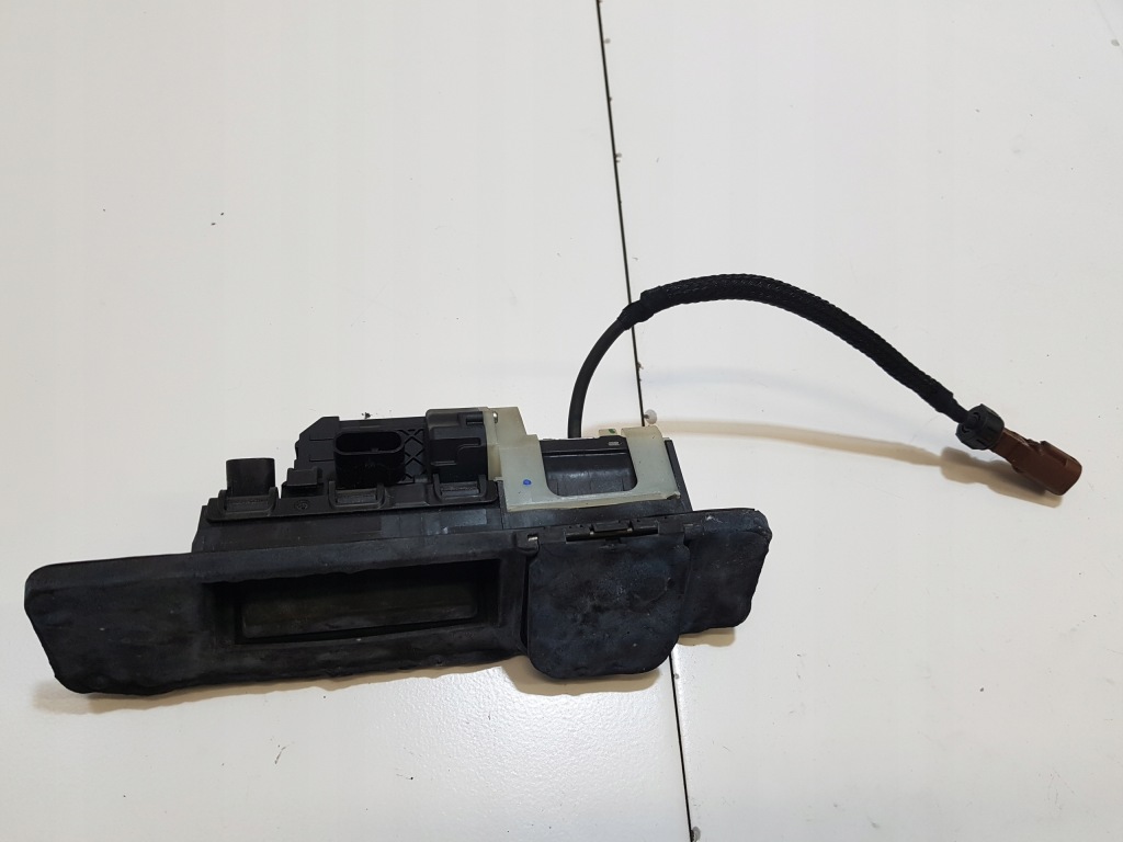 Микровыключатель крышки багажника mercedes-benz a klasa w177 a0997500700 Недорого