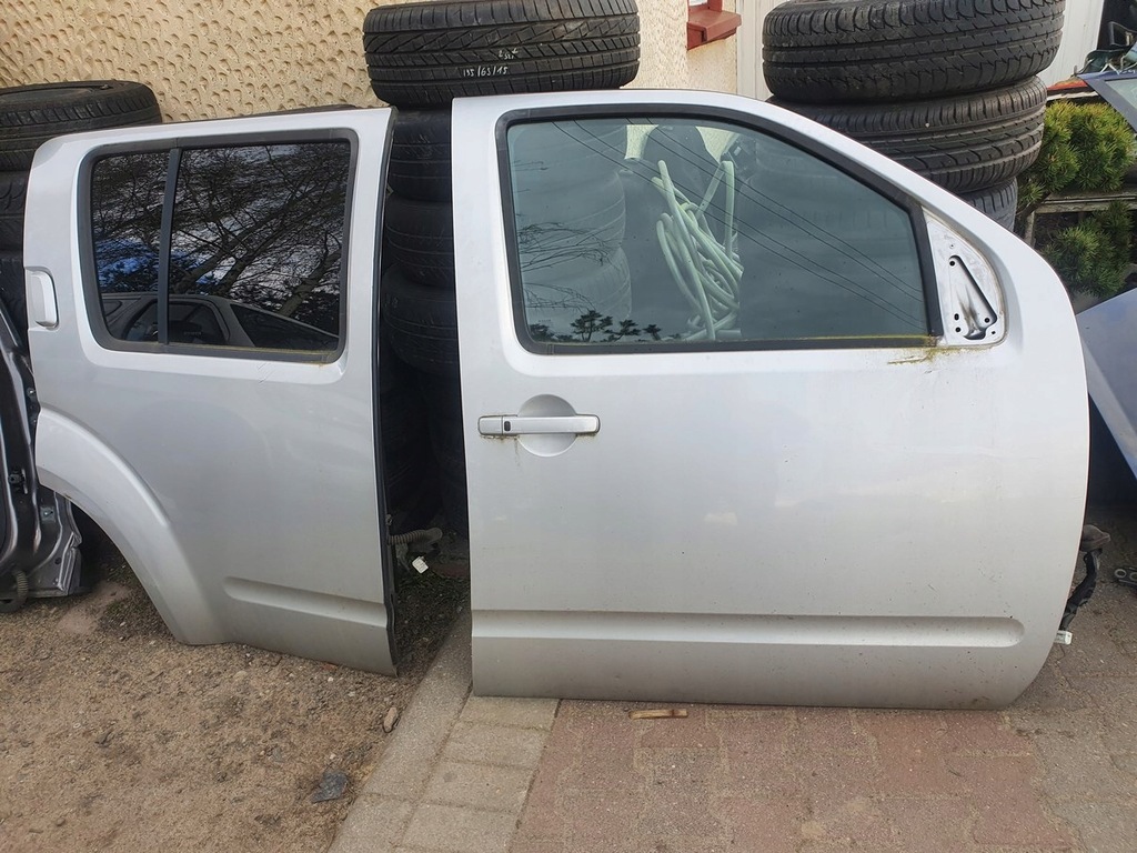 фото №1, Двері правий перед kl0 nissan pathfinder navara