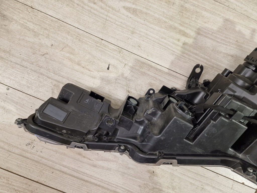 фото №9, Toyota corolla e21 передня лампа права правий перед europa 81110-02s70