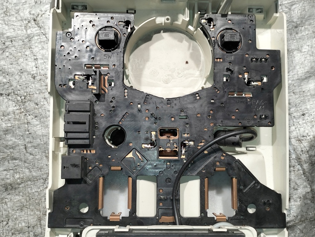 фото №13, Audi a4 b8 2007-2015 лампа стельовий 8t0947135b