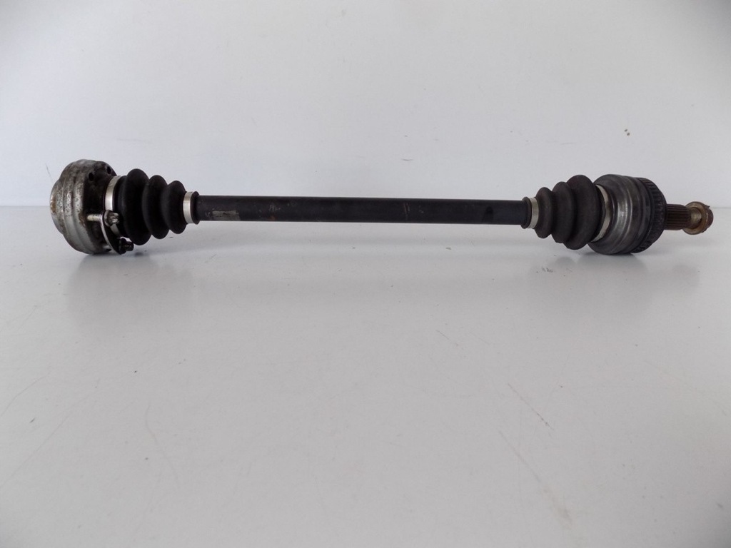 фото №1, Bmw 1 e87 / bmw 3 e90 2.0 d- приводной вал r / задняя - 5577