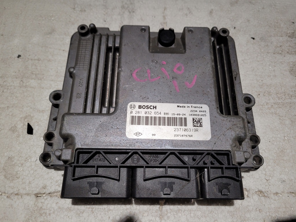 фото №1, Бортовой компьютер двигателя renault 0281032654
