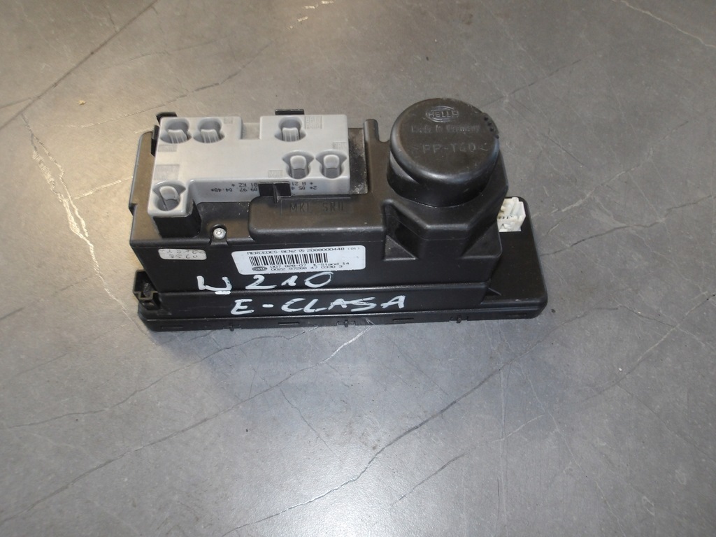 фото №1, Mercedes помпа центрального замка 2088000448