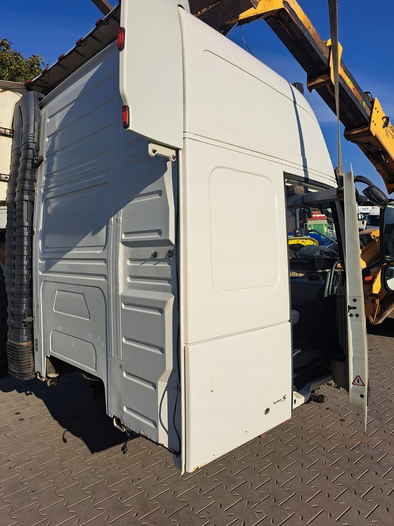 фото №16, Кабина комплектная volvo fh 12 13 xl wysoka кабина автоматическая коробка передач