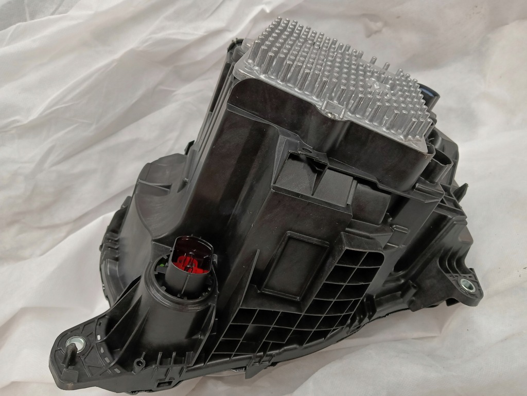 фото №7, Land rover defender 2 ii права лампа full led nowa комплектна ліва