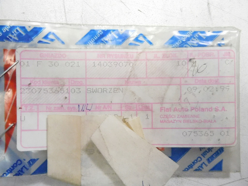 фото №7, Шарова опора кріплення накладки дах fiat uno оригінальний номер 14039070