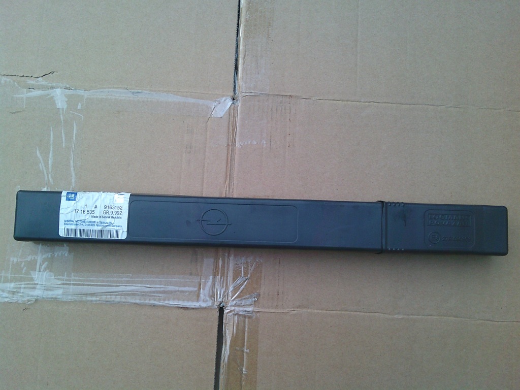 фото №1, Треугольник предупредительный opel zafira b 9163152