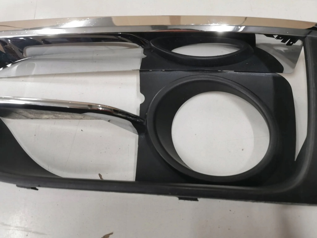 Решётка бампера передний bmw 2 f44/f45 luxury правый  1 левая 593. Цена