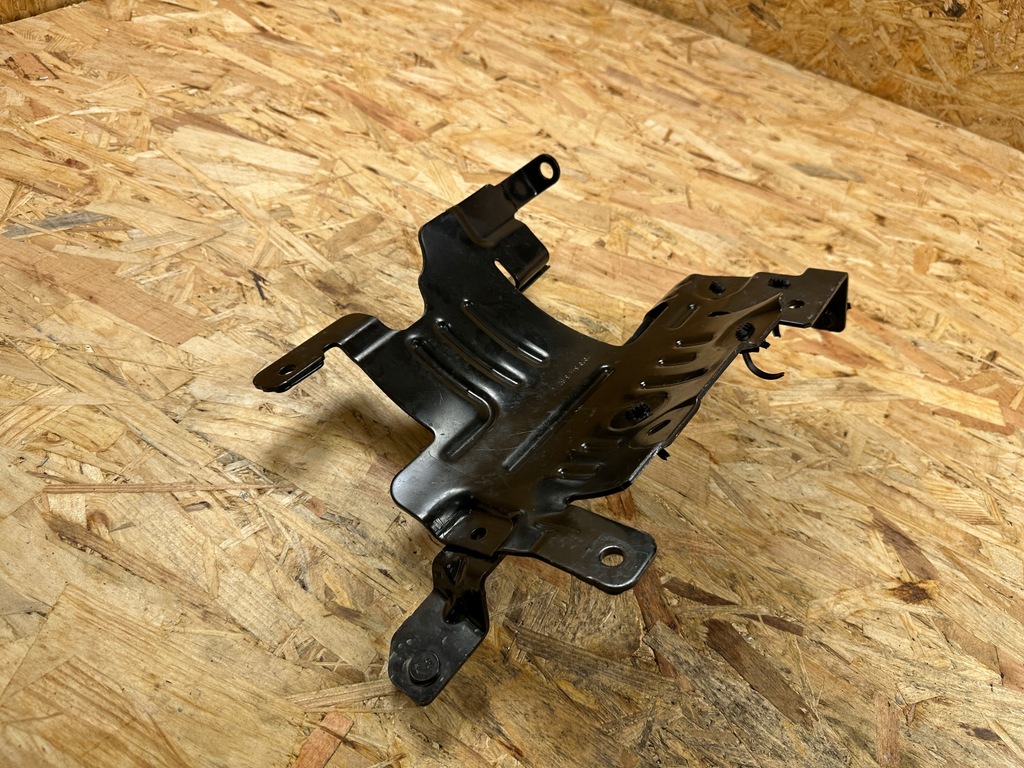 фото №8, Кронштейн кронштейн насоса wody opel e-corsa f peugeot e-208 9827428380