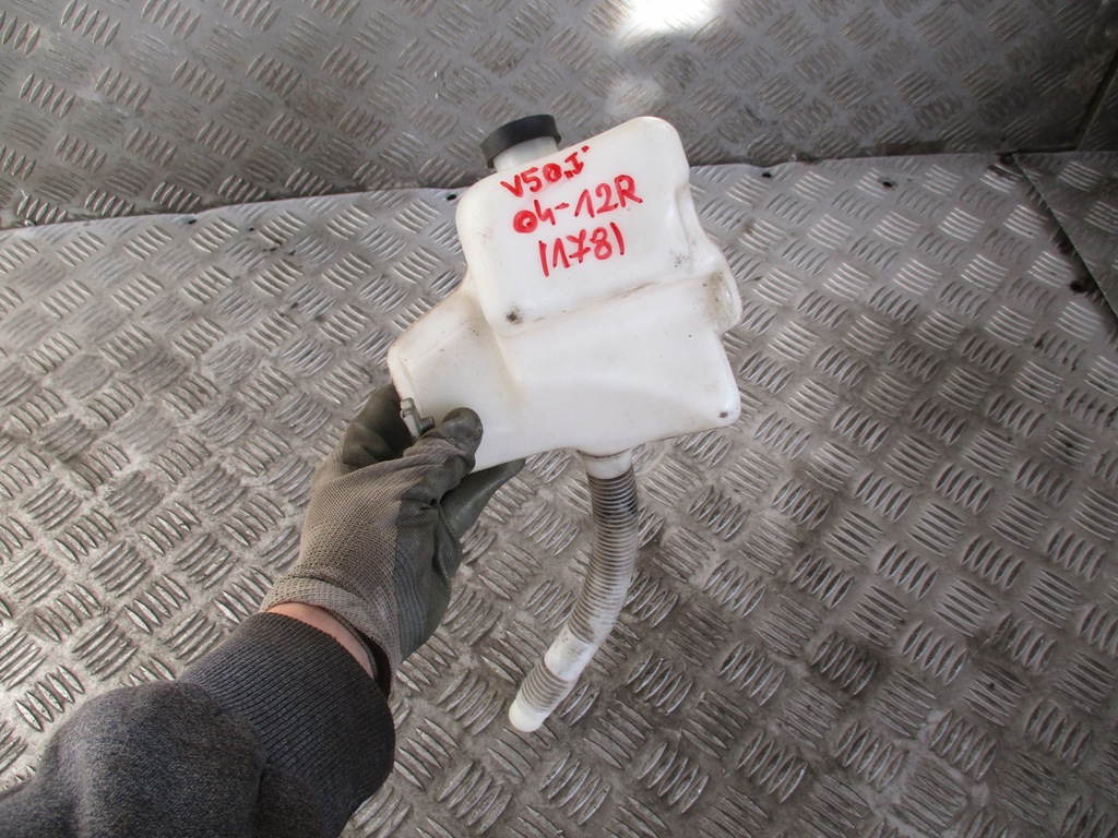 фото №4, Бак омывателя 4m51-17610 volvo v50 04-07 r.