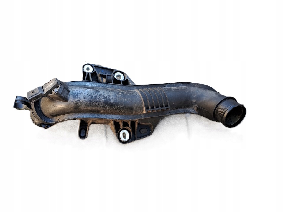 фото №1, Audi a4 b8 a5 труба шланг интеркулер 8k0145673l