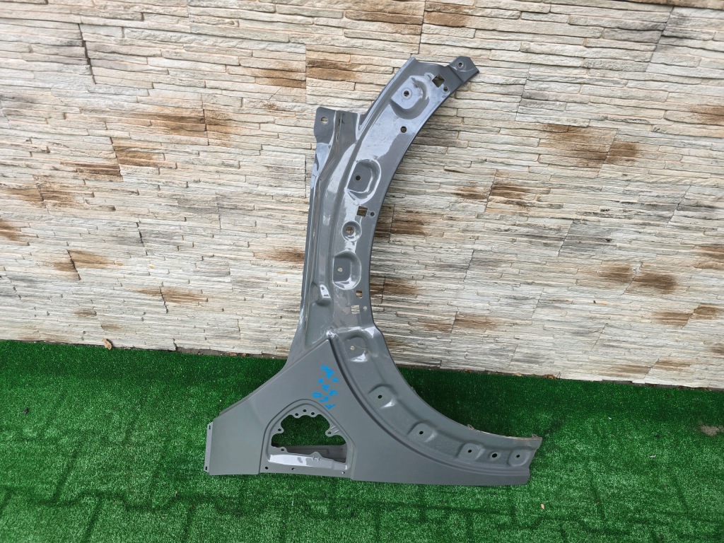 Купить Крыло  mini f60 цвет 371