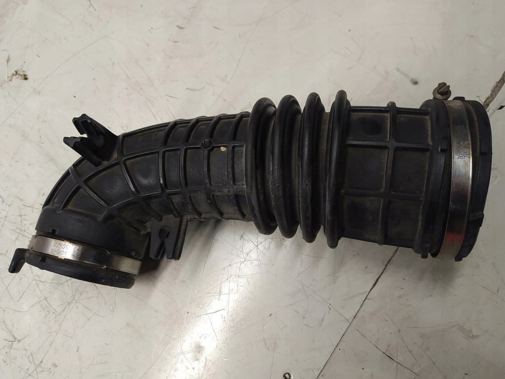 фото №5, Mercedes w176 1.5dci воздухозаборник воздуха a6070900037