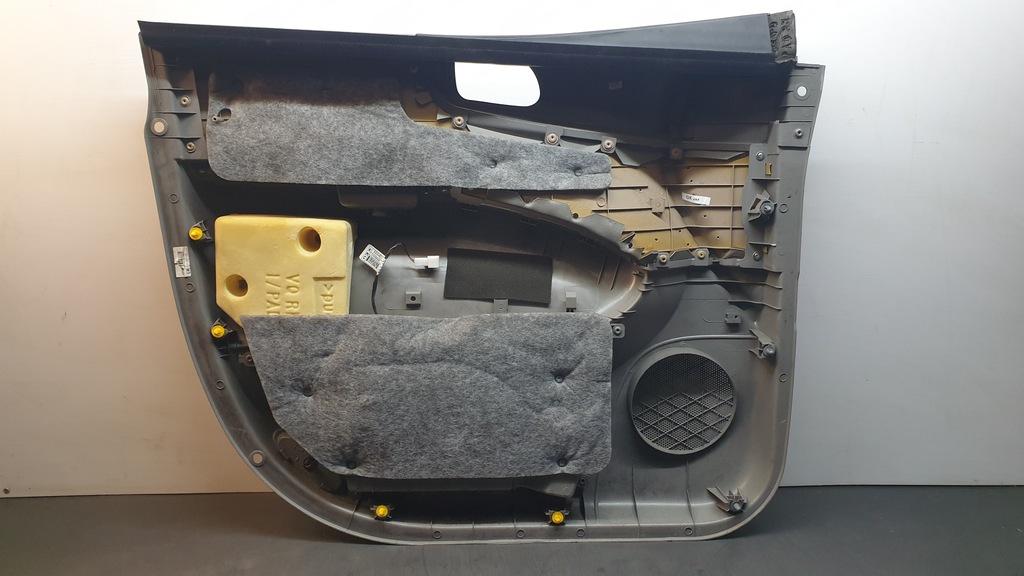 фото №4, Оббивка обшивка двері перед kia carnival iii