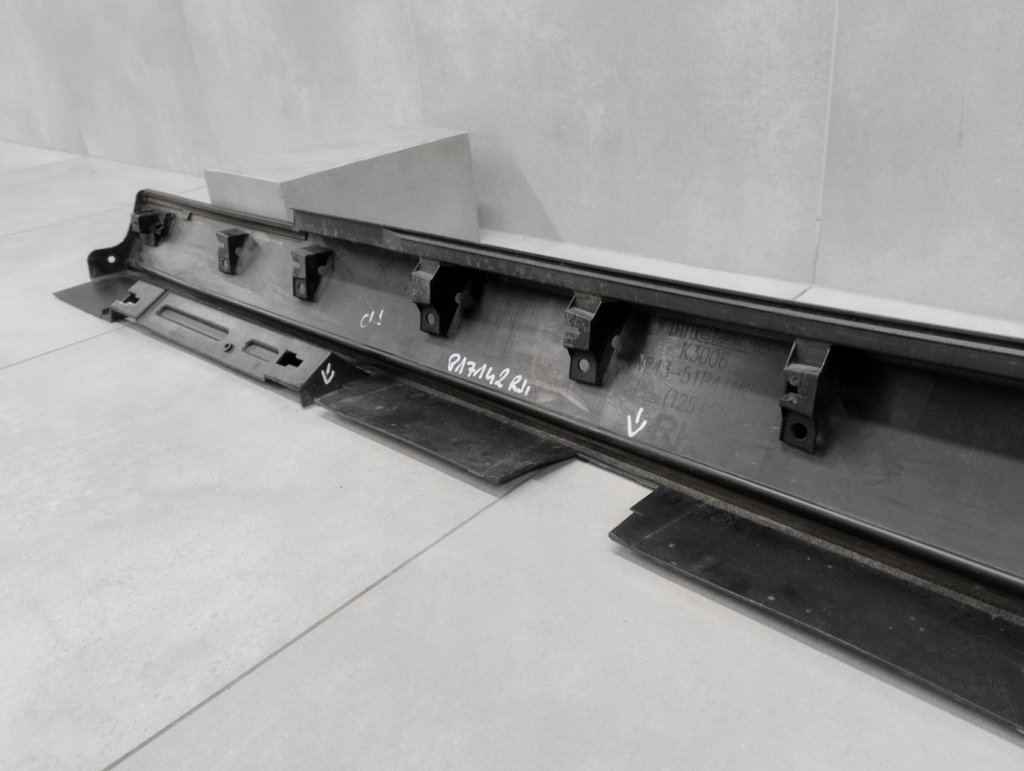 фото №11, Молдинг порог правая mazda mx5 mx-5 iv 4 14- n243