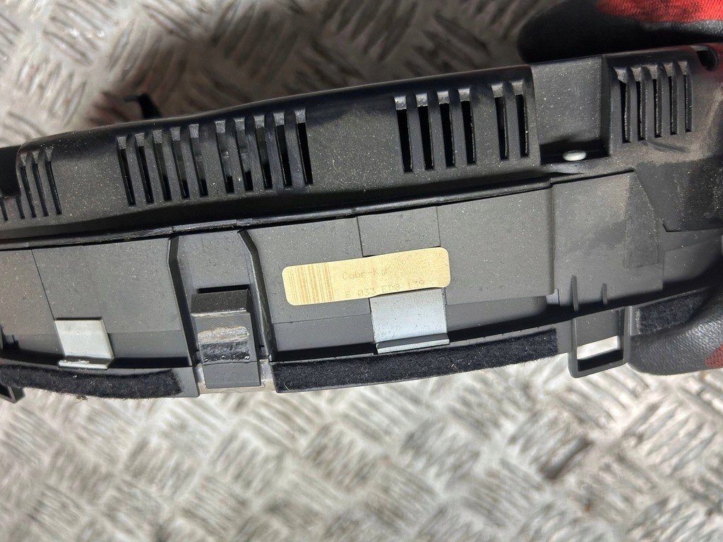 фото №6, Счетчик приборы europa audi a4 b7 2.0 tdi cabrio