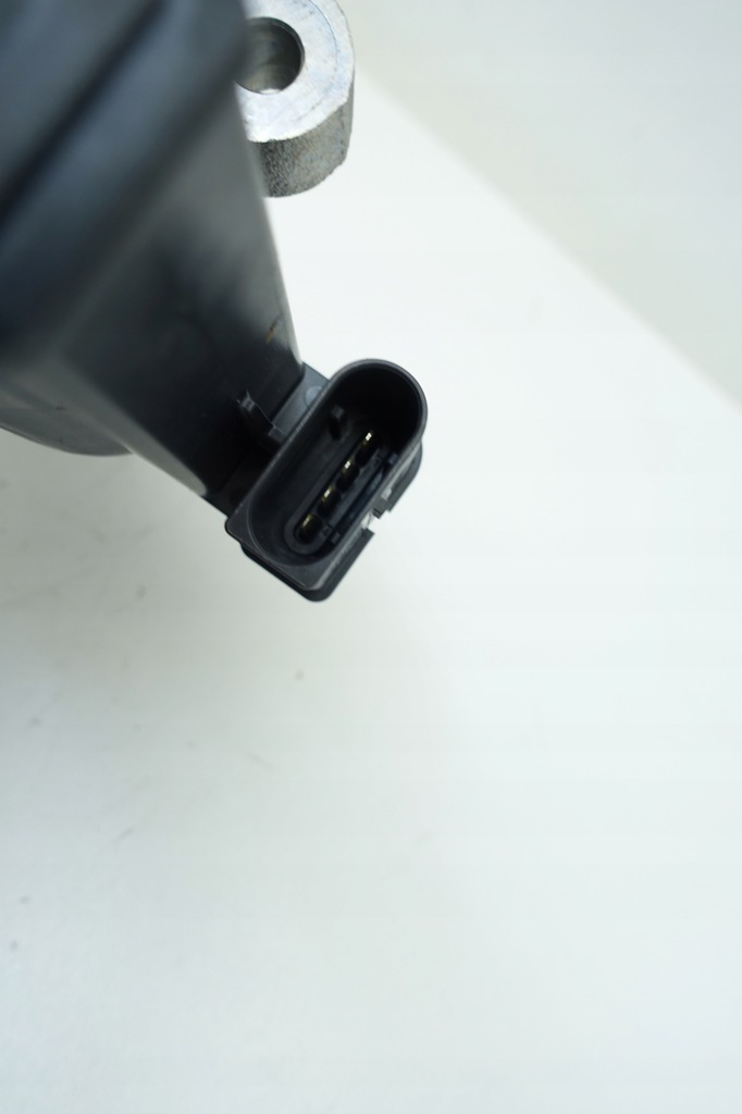 фото №16, Opel astra l суппорт задняя левый 95525389 95526191 1651758380 peugeot 308 3008