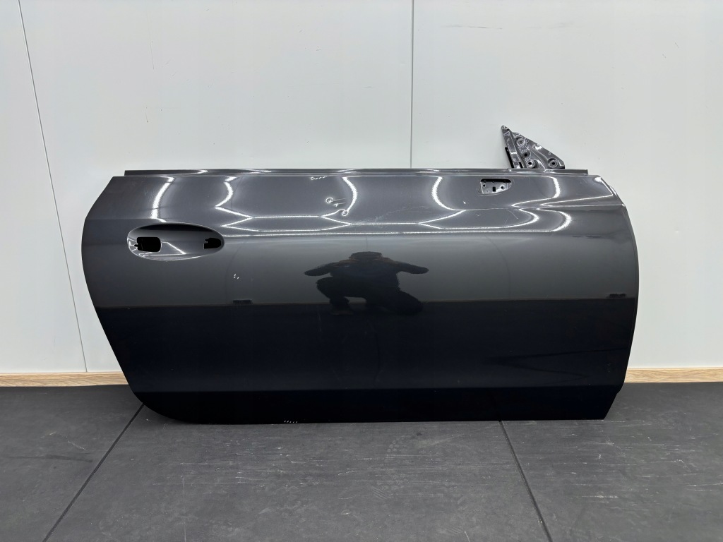 Купити Mercedes cle w236 236 двері праве