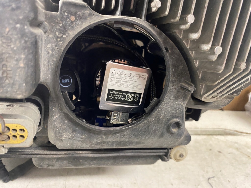 фото №9, Mercedes w212 лампа правий перед ксенон a2128200239