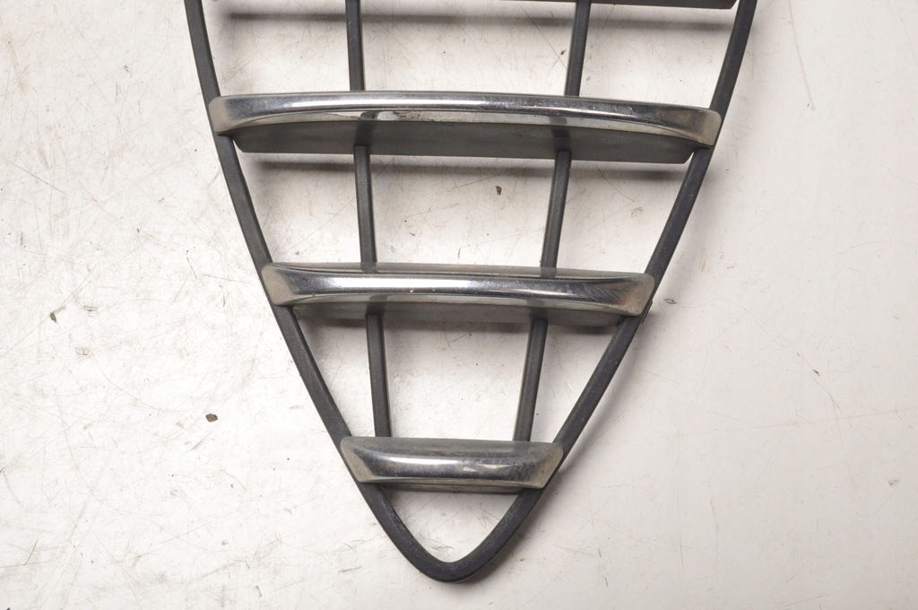 фото №5, Alfa romeo mito решётка радиатора решётка радиатора 156078532