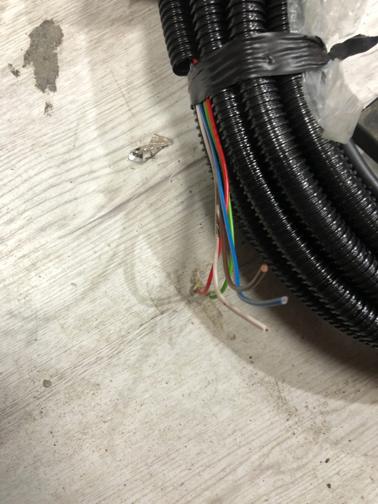 фото №9, Електропроводка трубопровід mercedes 0055403305