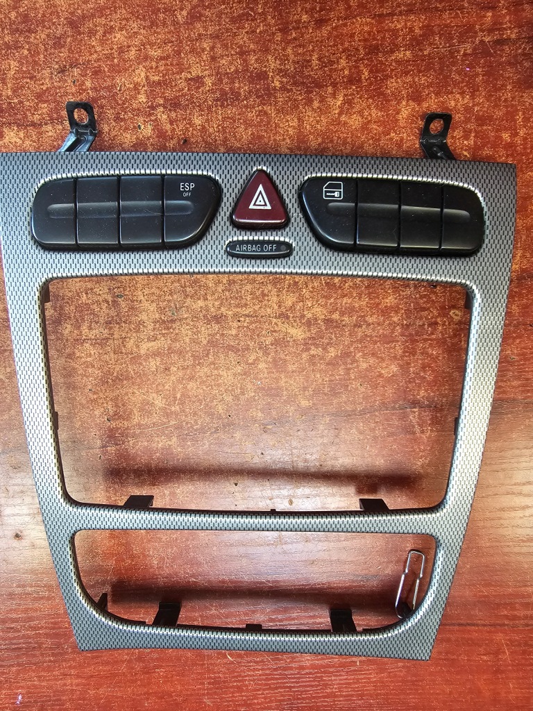 фото №1, Рамка радіо кондиціонера dekor mercedes c-klasa w203 eu 01' a2036802439
