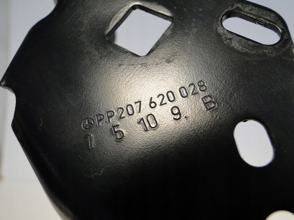 Mercedes панель фары кронштейн лампы левый e klasa 207 a207 кабриолет  w207 Киев