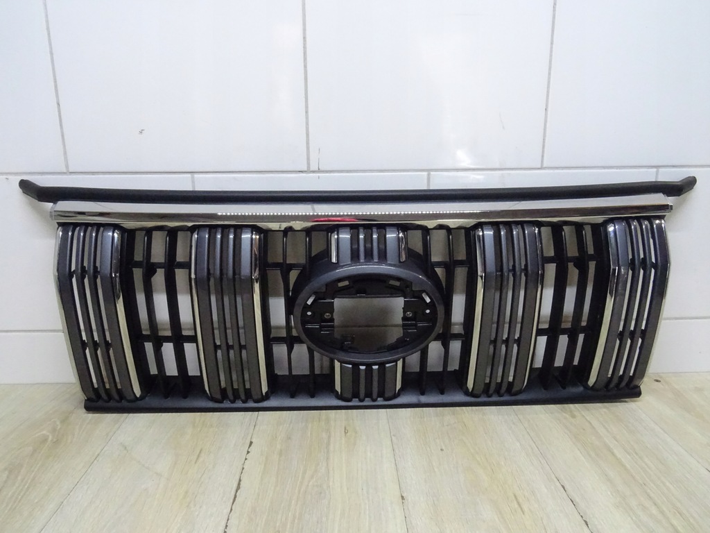 фото №1, Решётка радиатора решётка радиатора toyota land cruiser 150 lift 53111-60c10