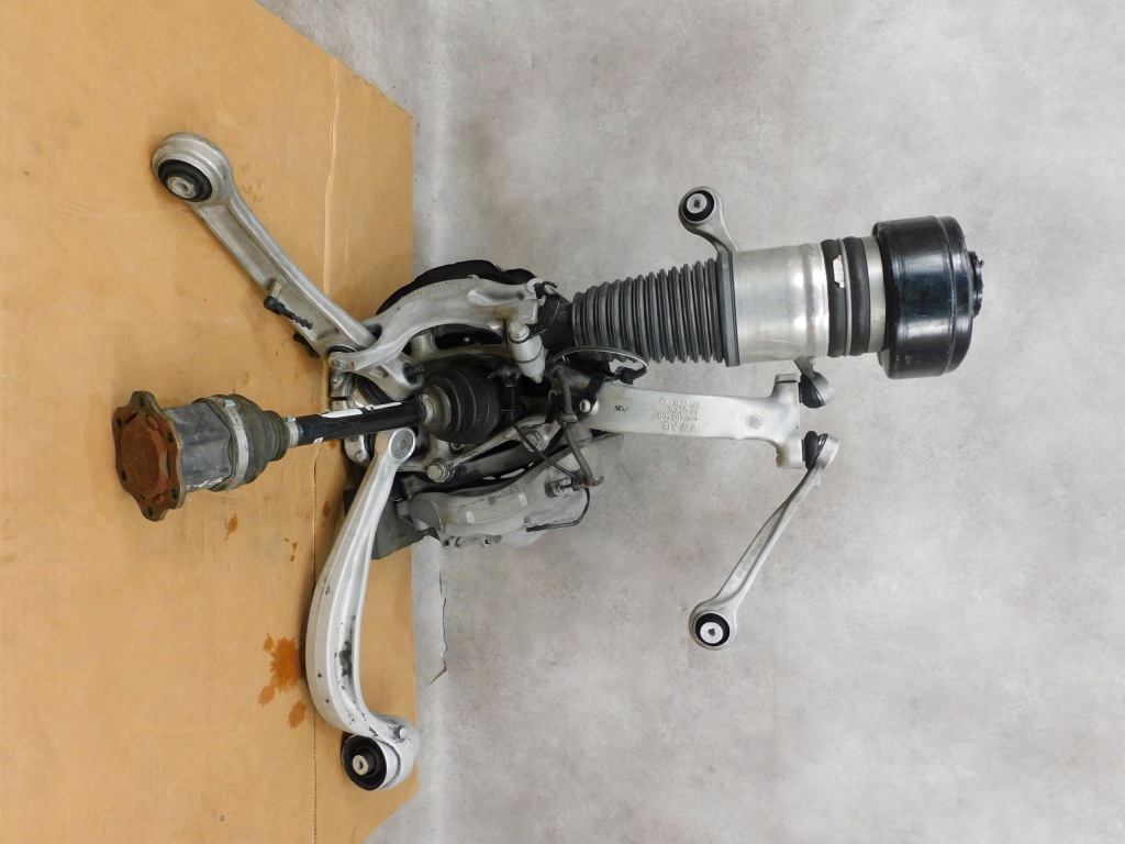 Audi q7 4m поворотний кулак права важелі амортизатор ступиця супорт привідний вал komplt Київ