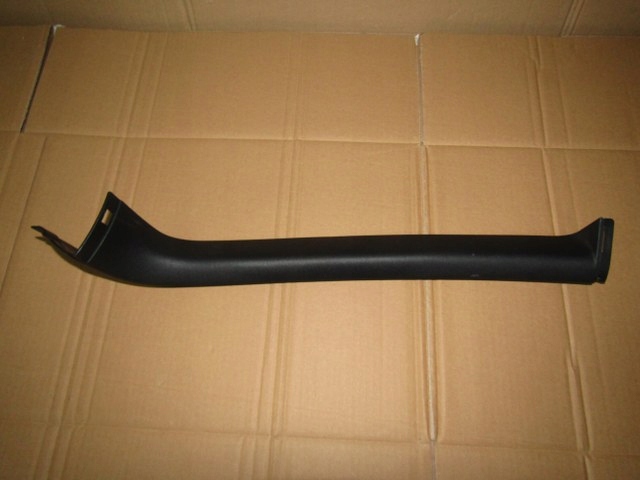 фото №3, Land rover discovery iv 4 защита молдинг крышки задняя