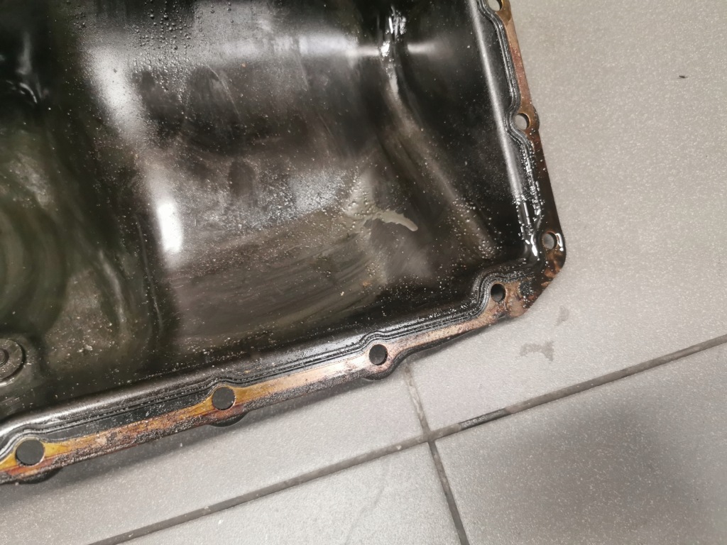 Поддон масляная bmw e90 318i n43b20a с Разборки