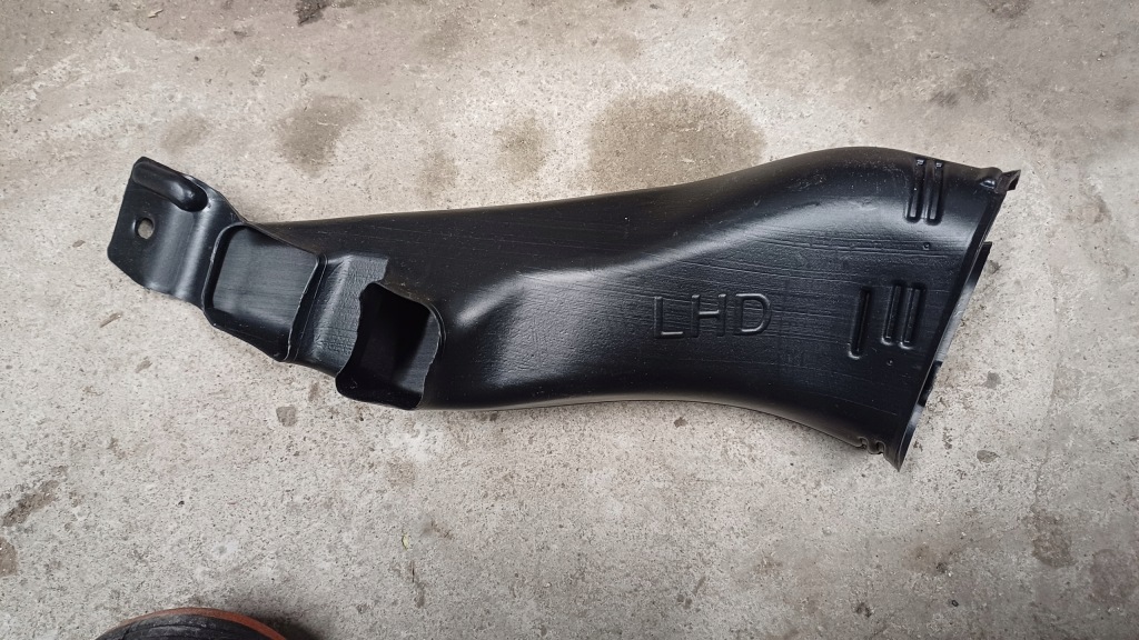 фото №1, Ford fiesta mk8 шланг канал повітря h1bb-18c299-aa